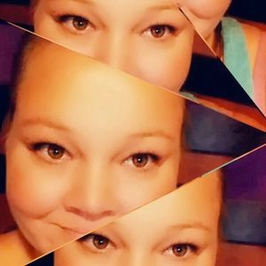 Meet your Posher, Rolanda